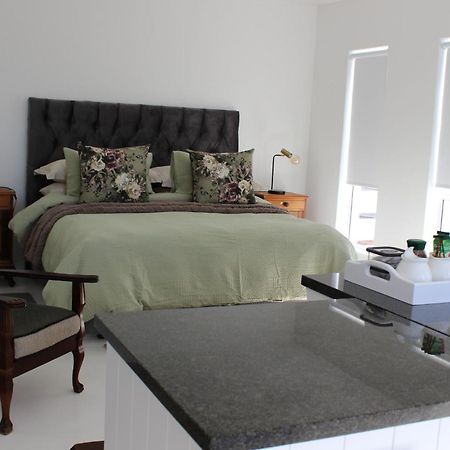 Nivenia Beach House เบตตีส์เบย์ ภายนอก รูปภาพ