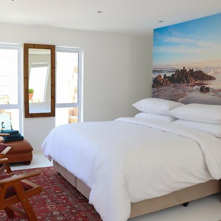 Nivenia Beach House เบตตีส์เบย์ ภายนอก รูปภาพ