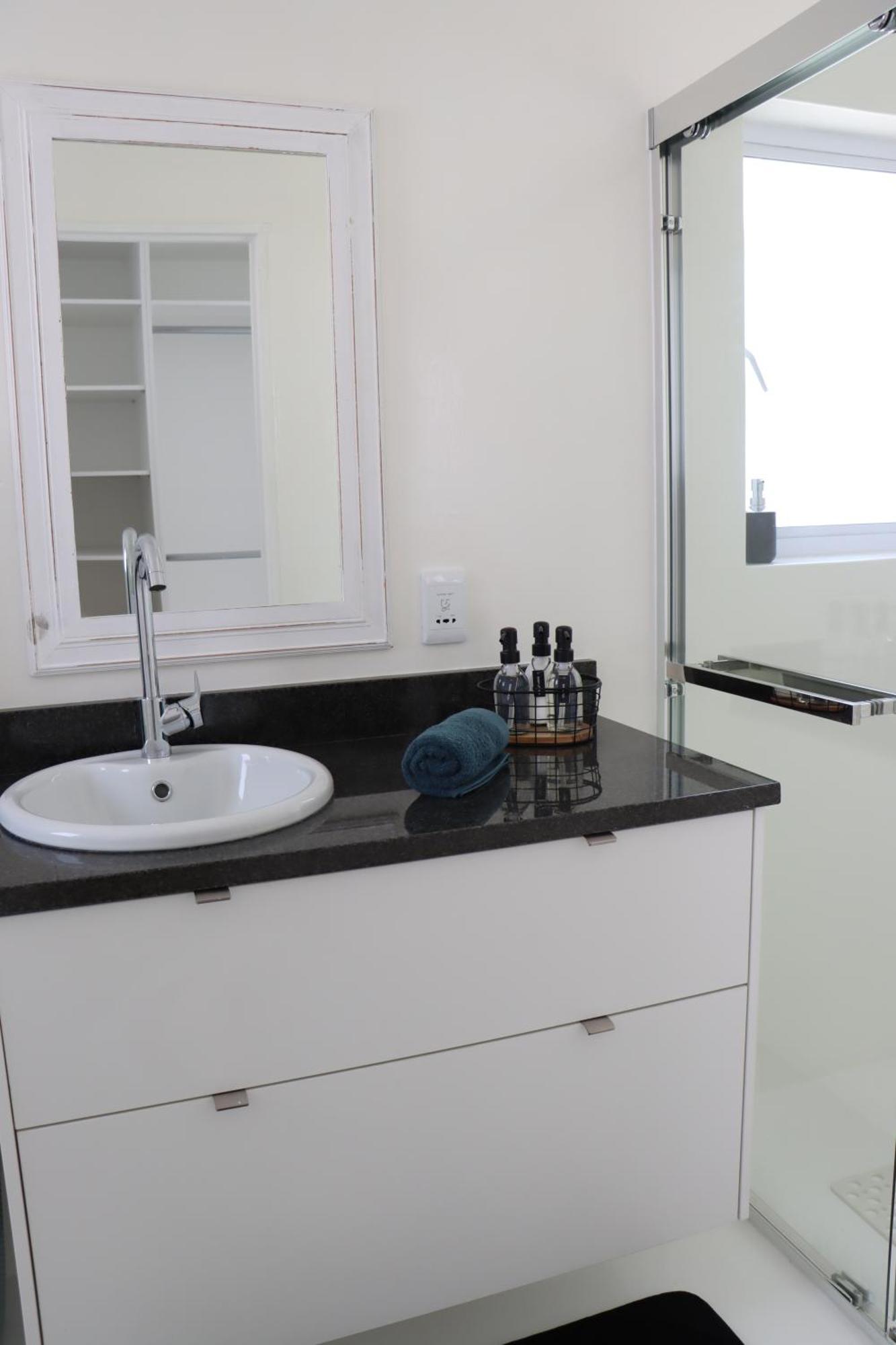 Nivenia Beach House เบตตีส์เบย์ ภายนอก รูปภาพ